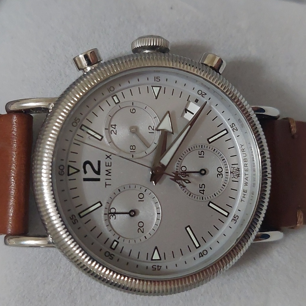Timex The Waterbury Silver Chronograph with Brown Leather Strap - Picture 3 of 9